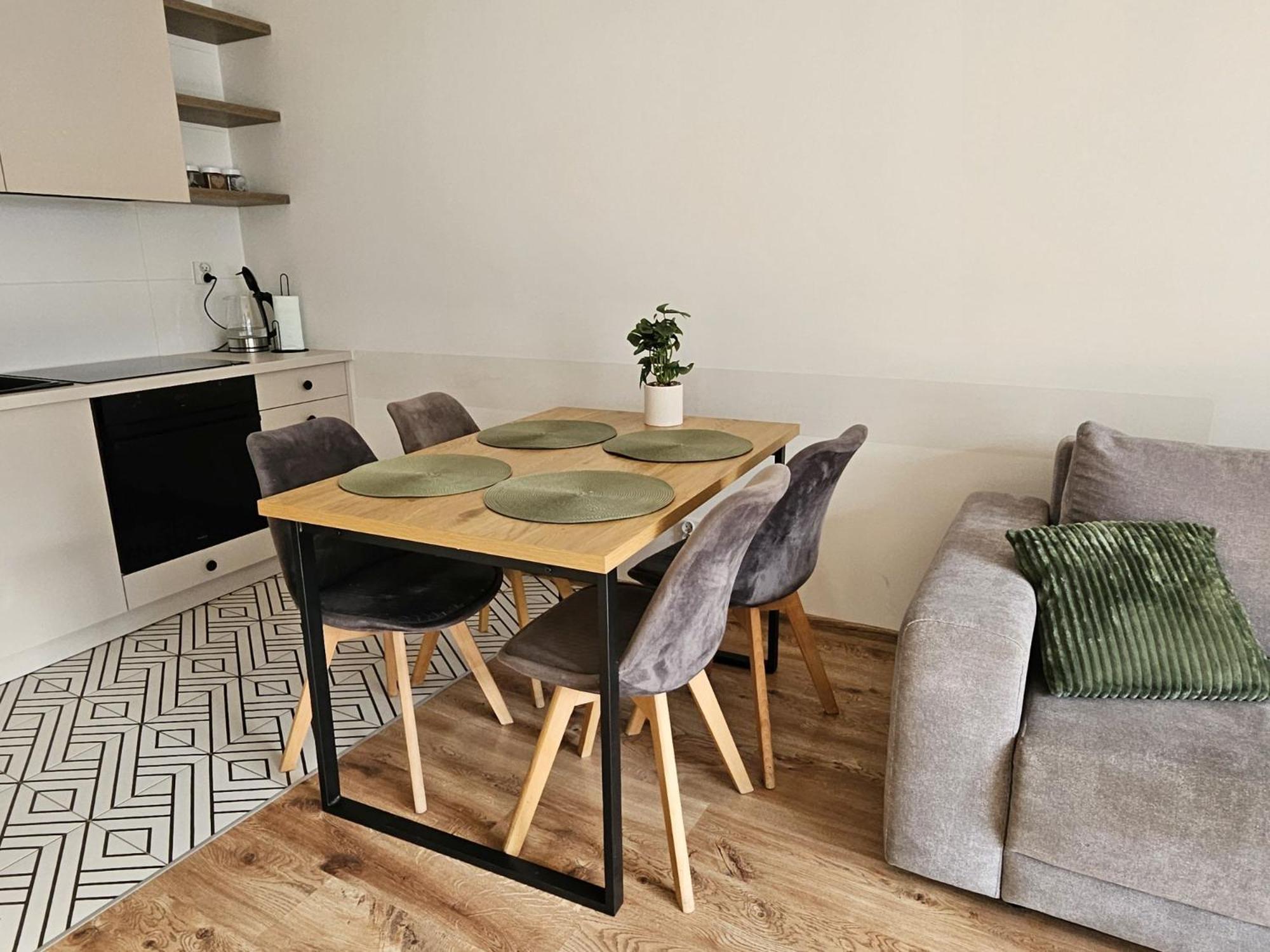 Urban Jungle Apartament Wenus Bialystok Luaran gambar